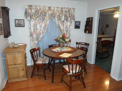 702 Live Oak Ave, Bay City, TX 77414 - photo 6