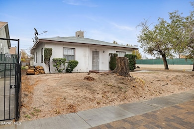 45104 Date Ave, Lancaster, CA 93534 - photo 3