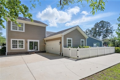 Spacious Bacyard Parking and Garage