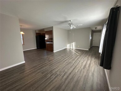 13 Tomahawk Ln, Warrenton, MO 63383 - photo 2