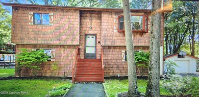 15 Pointe St unit 1st Floor, Mount Pocono, PA 18344 - photo 2