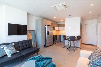 Living Room/Kitchen