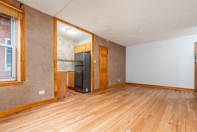 Donner Gardens unit 4A, Jackson Heights, NY 11372 - photo 4