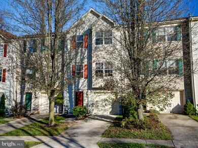 11905 Hunters Run Dr, Cockeysville, MD 21030 - photo 2