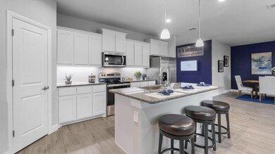 829 Alexandria Ln, Joshua, TX 76058 - photo 5