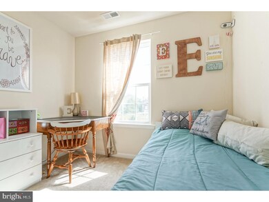 463 Dogwood Dr, Woodbury, NJ 08096 - photo 7