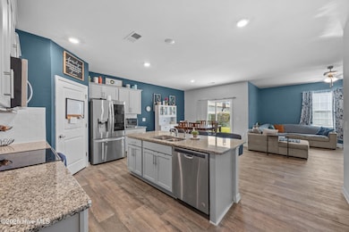 402 Isabelle St, New Bern, NC 28560 - photo 4