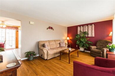54 Hanover St, Warwick, RI 02886 - photo 3