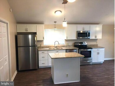 308 Sugar Maple Ln, Gerrardstown, WV 25420 - photo 5