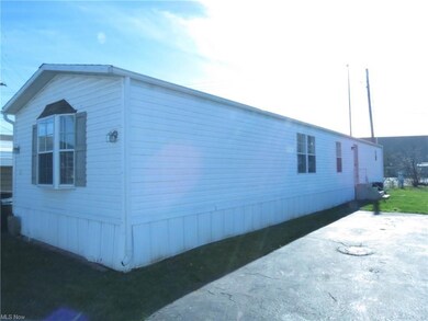 777 1/2 S 2nd St unit Lot 26, Coshocton, OH 43812 - photo 2