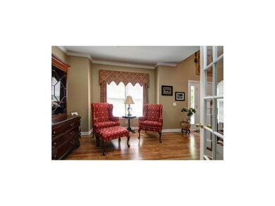 Front sitting room.