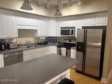 100 Lighthouse Ln unit C1, Cedar Point, NC 28584 - photo 6