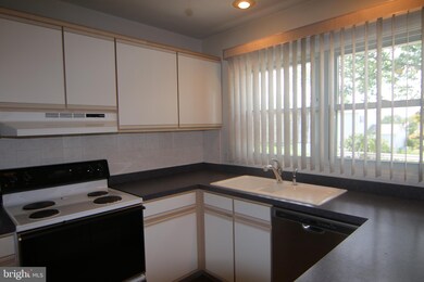 188 Eddington Ave, Harrisburg, PA 17111 - photo 6