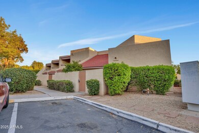 8873 N 47th Ln, Glendale, AZ 85302 - photo 2