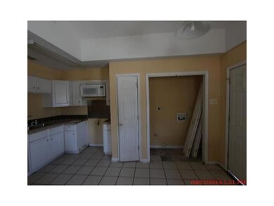 4630 Saint Ferdinand Dr, New Orleans, LA 70126 - photo 4