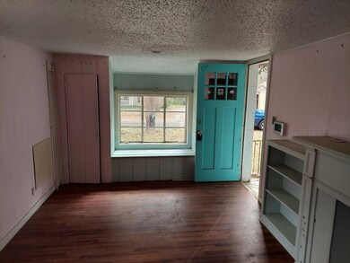 633 Arizona Ave, Wake Village, TX 75501 - photo 5