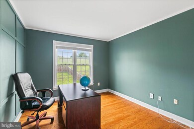 3629 Stonewall Manor Dr, Triangle, VA 22172 - photo 6