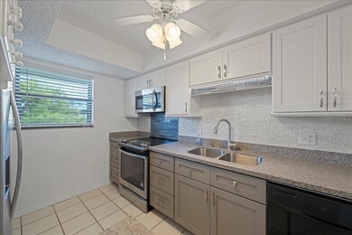 1749 S Highland Ave unit C9, Clearwater, FL 33756 - photo 3
