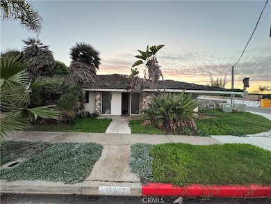 16591 Channel Ln, Huntington Beach, CA 92649 - photo 4