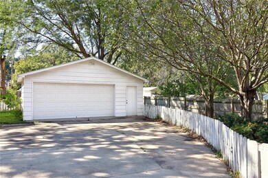 3908 42nd St, Des Moines, IA 50310 - photo 7