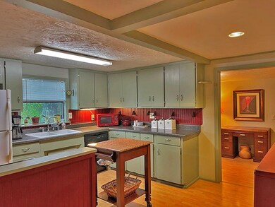 108 NE Park St, Bentonville, AR 72712 - photo 3