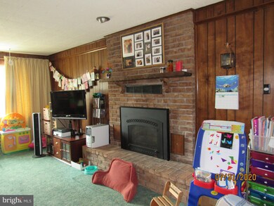 11 James St, Middletown, PA 17057 - photo 3