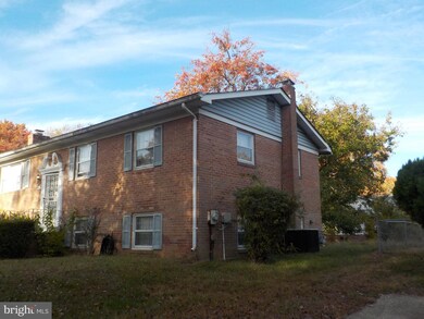 905 Karen Blvd, Capitol Heights, MD 20743 - photo 3