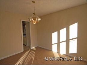 91 Forest Lake Dr, Asheville, NC 28803 - photo 4