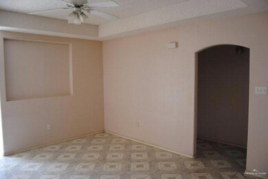 2205 Kimberly Ln unit C, Edinburg, TX 78541 - photo 3
