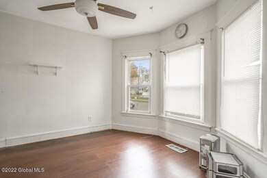 1560 Becker St, Schenectady, NY 12304 - photo 4