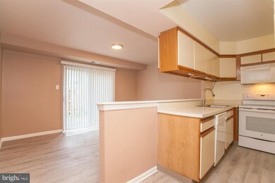 4 Kerwick Ct, North Wales, PA 19454 - photo 5