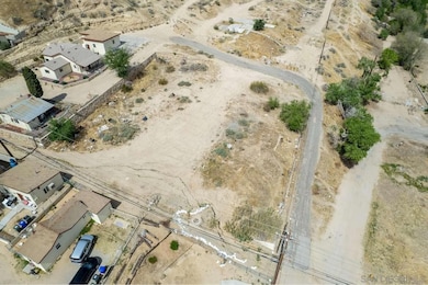 16662 1st St unit 1, 2, 3, 4, 5, and 6, Victorville, CA 92395 - photo 3