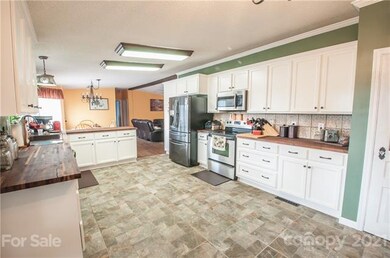 120 Abruzzo Ln, Statesville, NC 28625 - photo 3