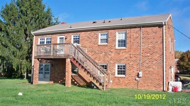 520 Charldon Rd, Lynchburg, VA 24501 - photo 2