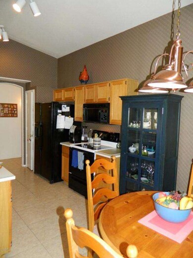 33rdWayKitchen1