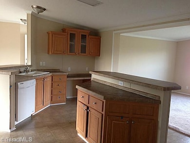 1128 Richardson St, Ramseur, NC 27316 - photo 5