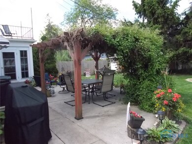 backyard english gardens