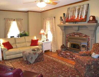 18500 Harmon Rd, Fayetteville, AR 72704 - photo 2