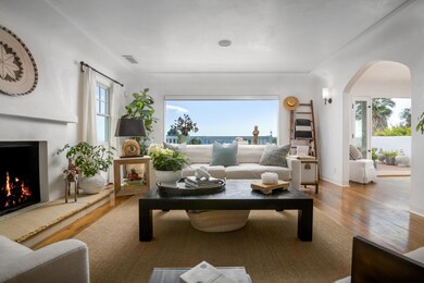 Stunning Arch and Ceiling Details