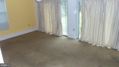 2920 Delaware Ave, Halethorpe, MD 21227 - photo 7