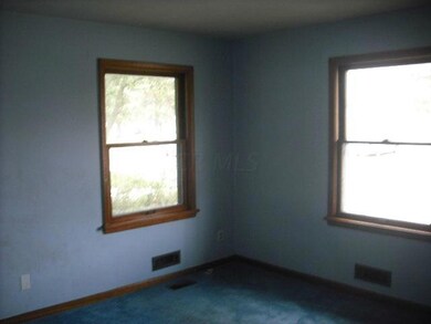 741 Demorest Rd, Columbus, OH 43204 - photo 4