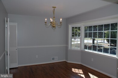 2620 Stirrup Ln, Alexandria, VA 22308 - photo 4