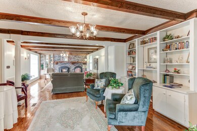 1777 Old Whitesville Rd, Moncks Corner S