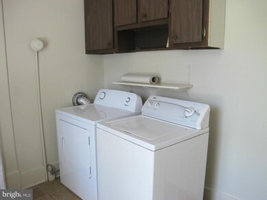 4661 Scotts Rd, Marshall, VA 20115 - photo 4