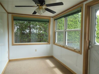 19 Fenwick Rd, Riverside, RI 02915 - photo 4