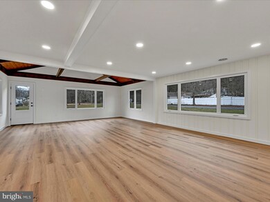 333 Laurel Rd, Orwigsburg, PA 17961 - photo 5