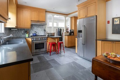 18 Meredith Ave, Newton Highlands, MA 02461 - photo 7