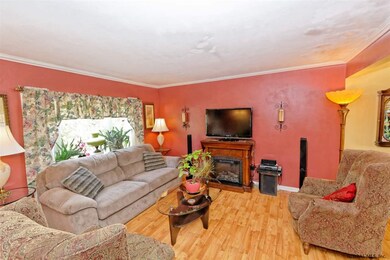 6 Phillips Rd, Rensselaer, NY 12144 - photo 4