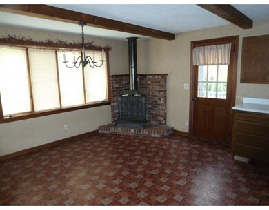 285 Morgan St, South Hadley, MA 01075 - photo 7