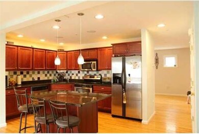 50 Desmoines Rd unit 3A, Quincy, MA 02169 - photo 3